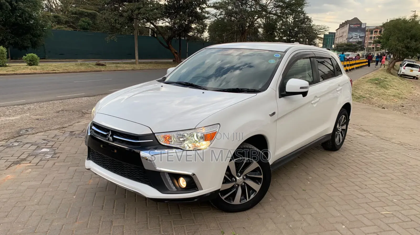Mitsubishi RVR 2019 White
