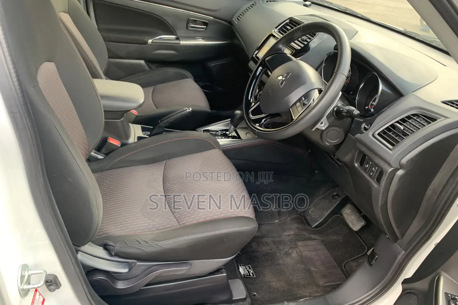 Mitsubishi RVR 2019 White