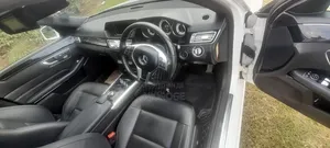 Mercedes-Benz 220E 2016 White