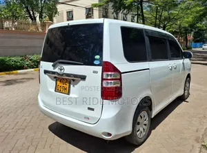 Toyota Noah 2013 White