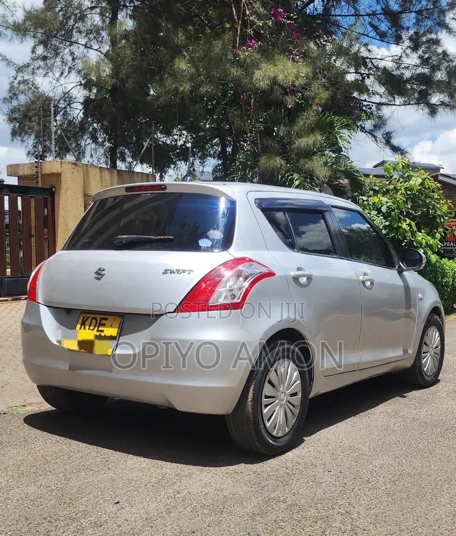 Suzuki Swift 2014 Silver