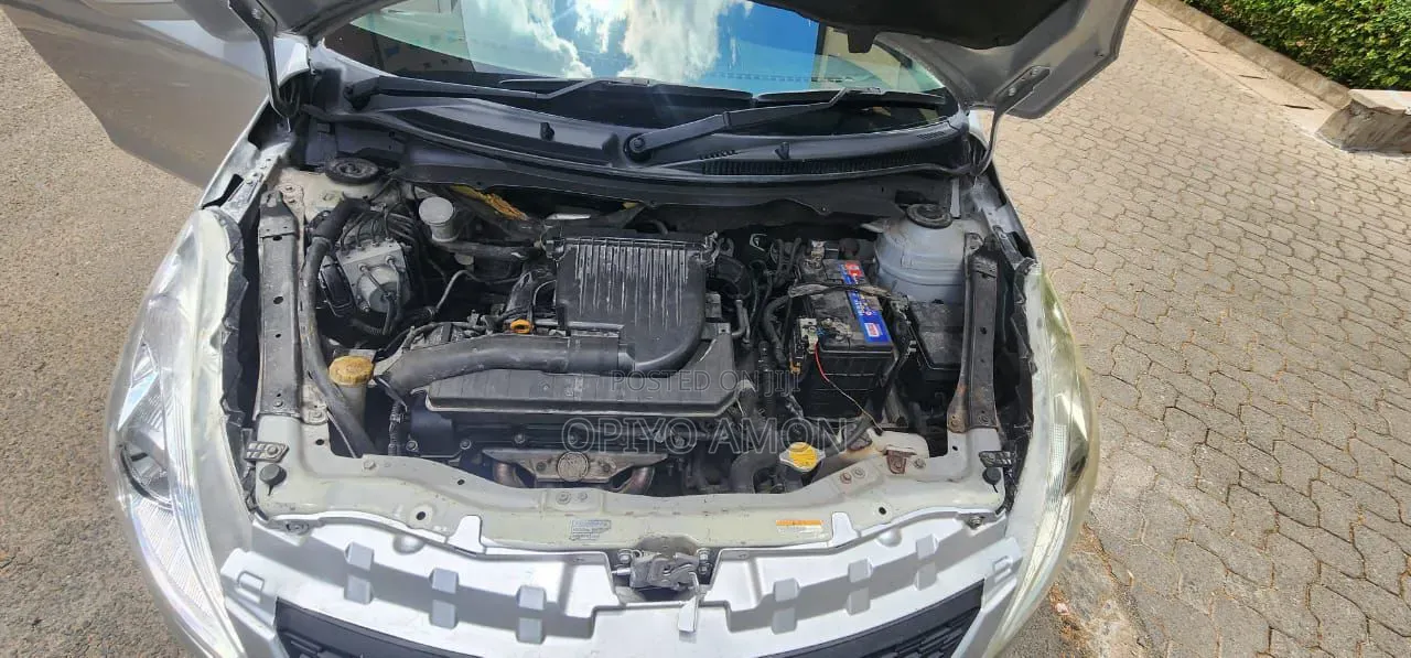 Suzuki Swift 2014 Silver