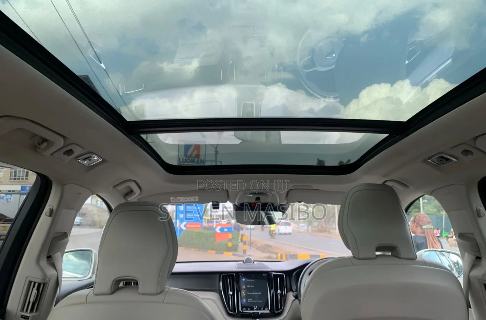 Volvo XC60 2019 Silver
