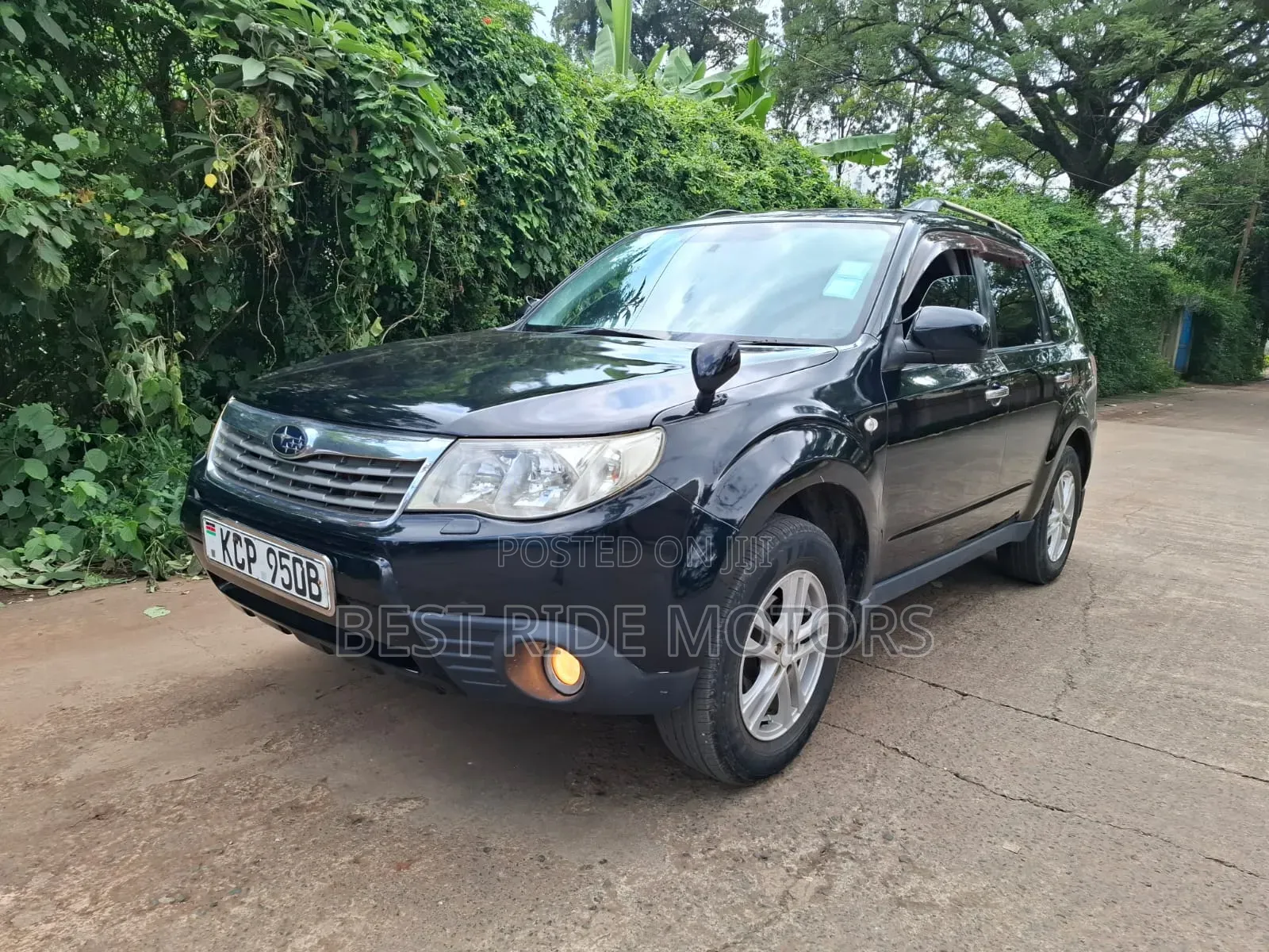 Subaru Forester 2010 Black