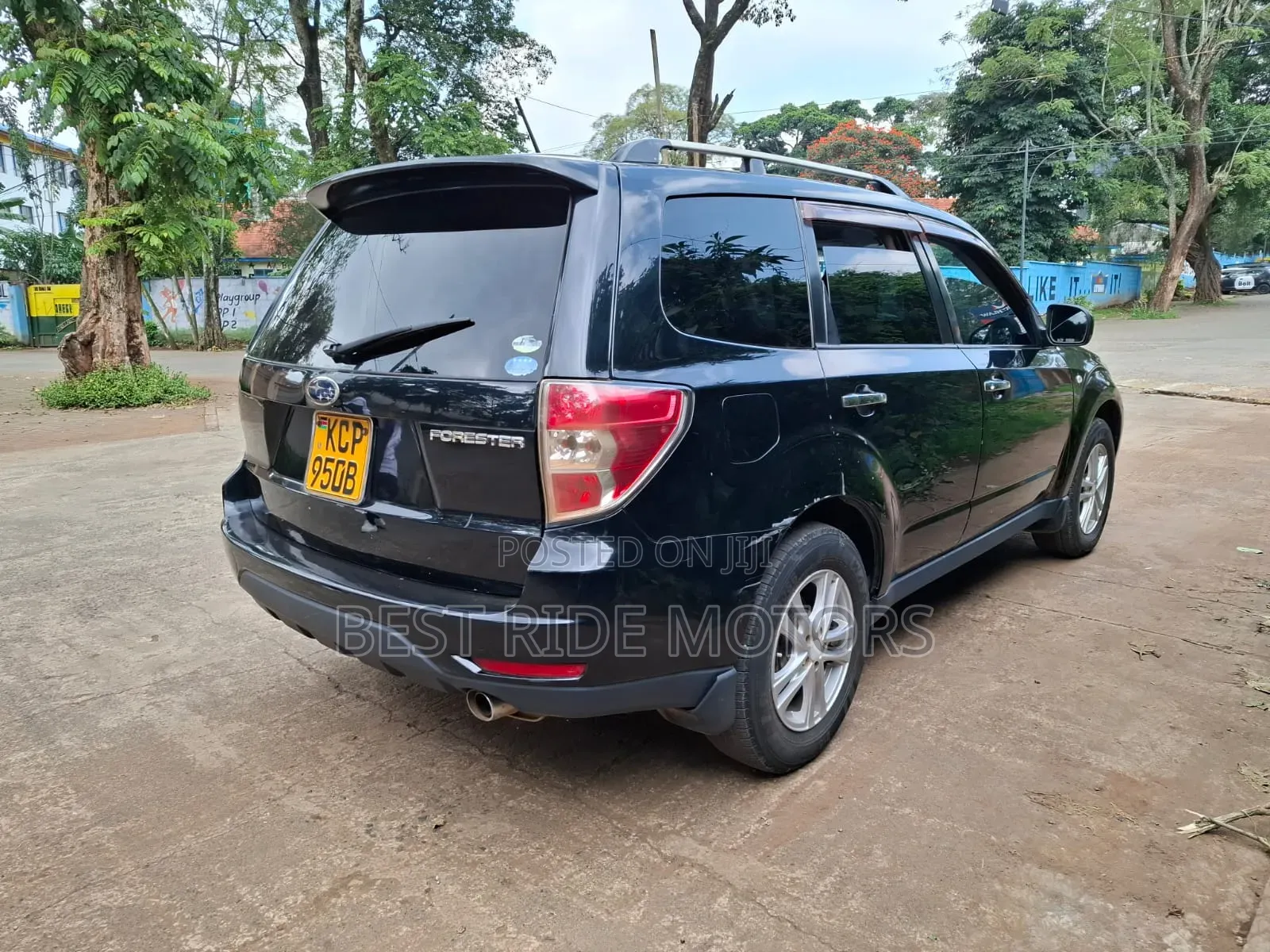 Subaru Forester 2010 Black