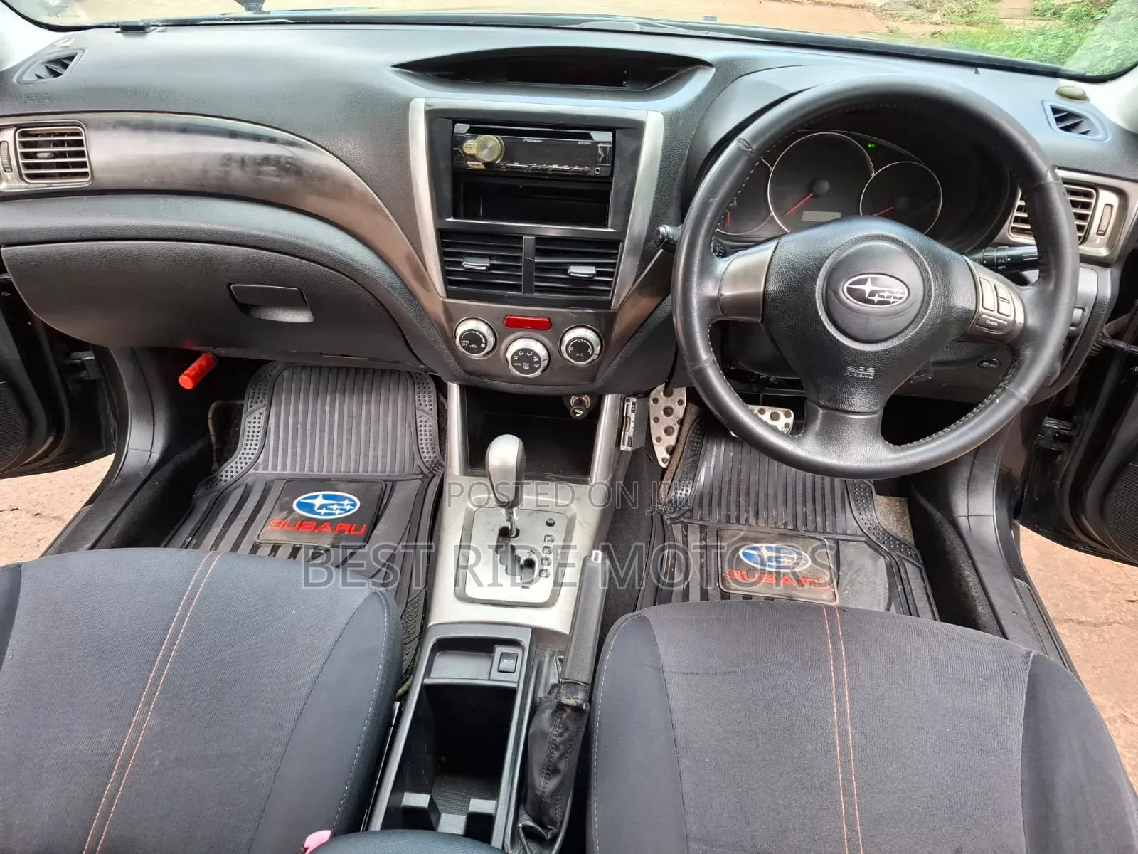 Subaru Forester 2010 Black