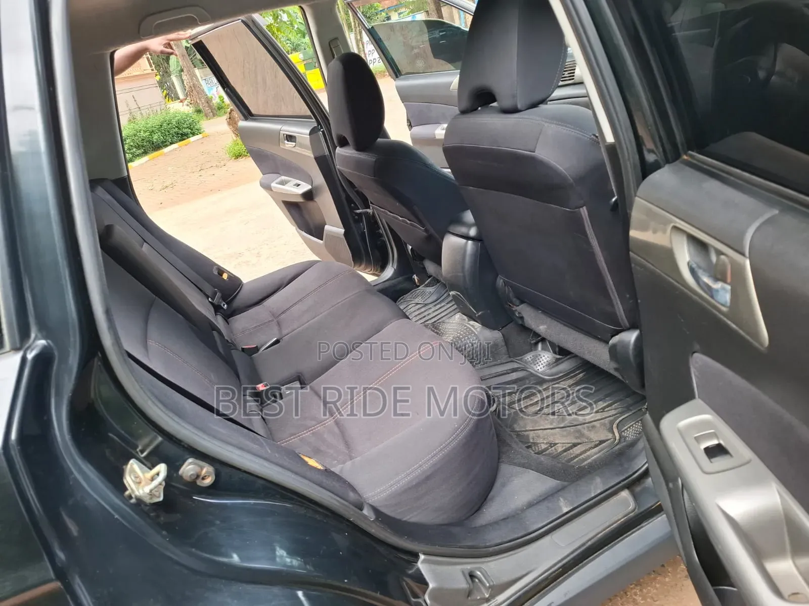 Subaru Forester 2010 Black