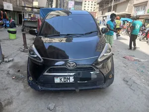 Toyota Sienta 2016 Black