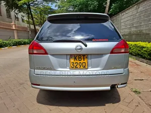 Nissan Wingroad 2006 Silver