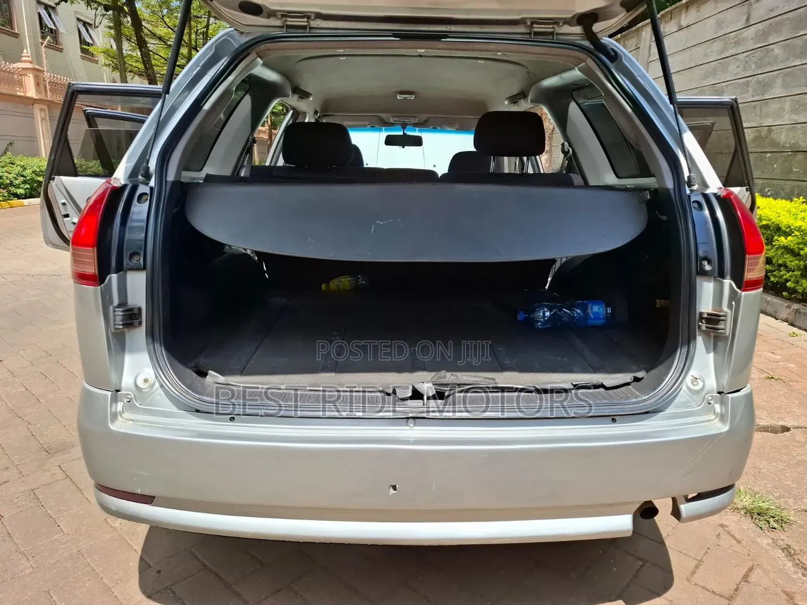 Nissan Wingroad 2006 Silver