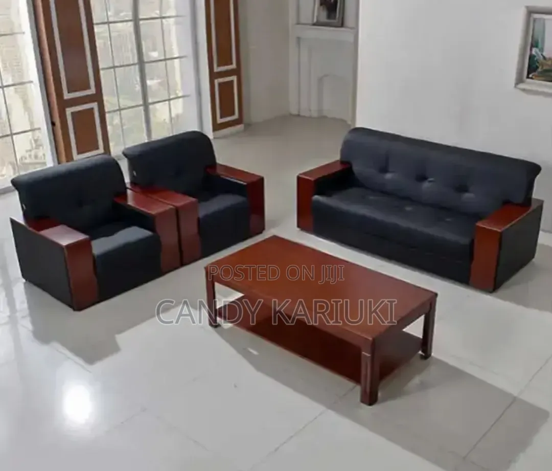 5 Seater Reception Sofa With Mahogany Arms