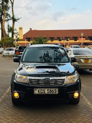 Subaru Forester 2012 Black