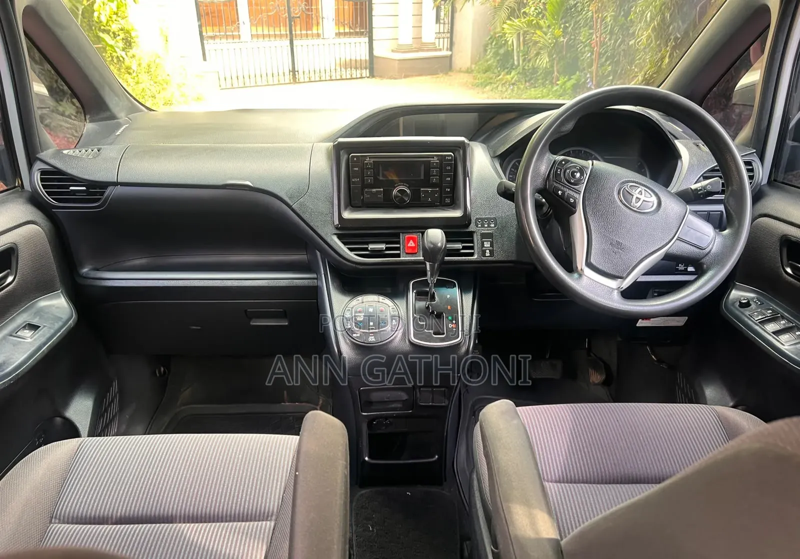 Toyota Voxy 2016 White