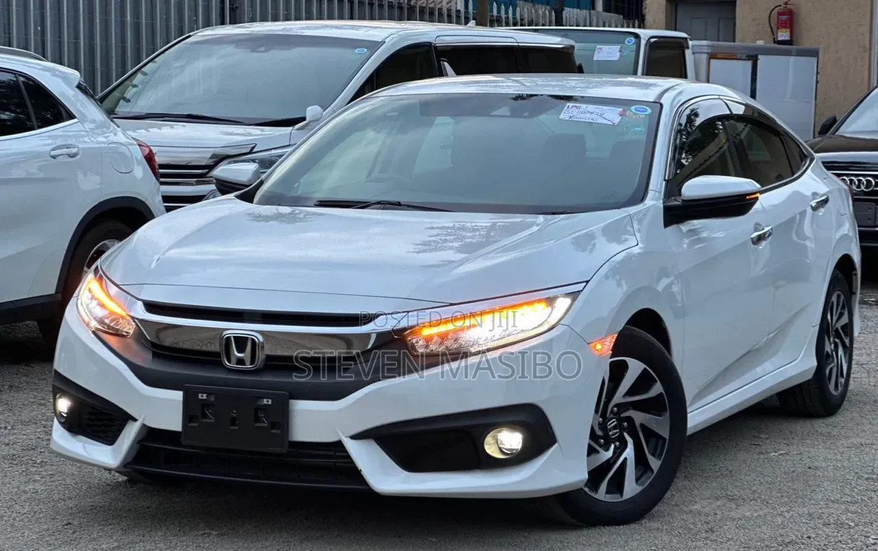 Honda Civic 2019 White