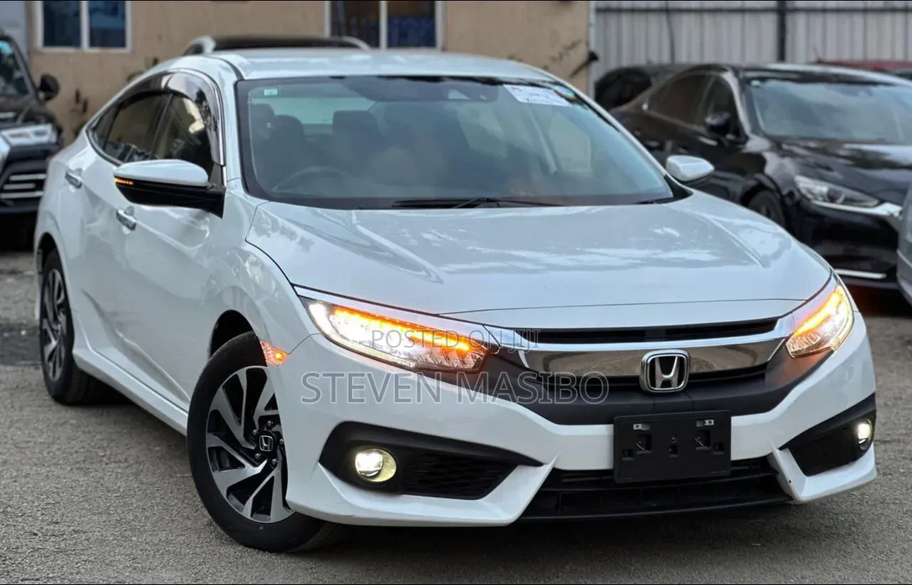 Honda Civic 2019 White