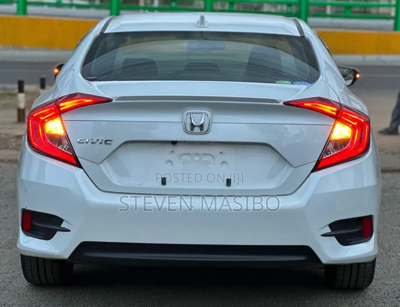 Honda Civic 2019 White