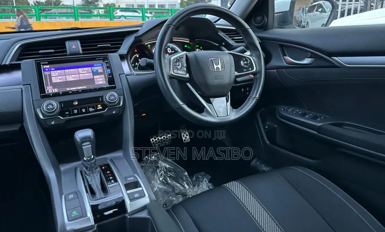 Honda Civic 2019 White