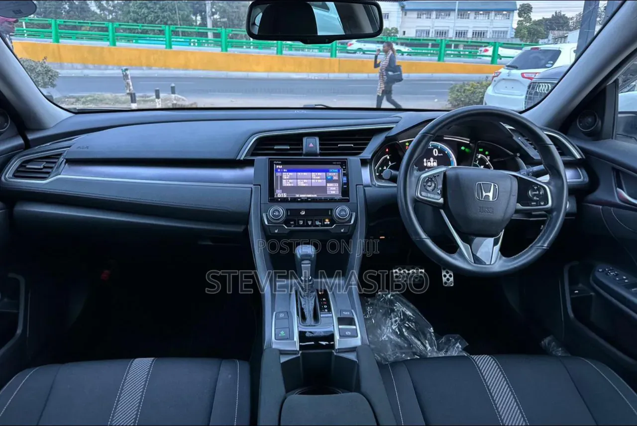 Honda Civic 2019 White