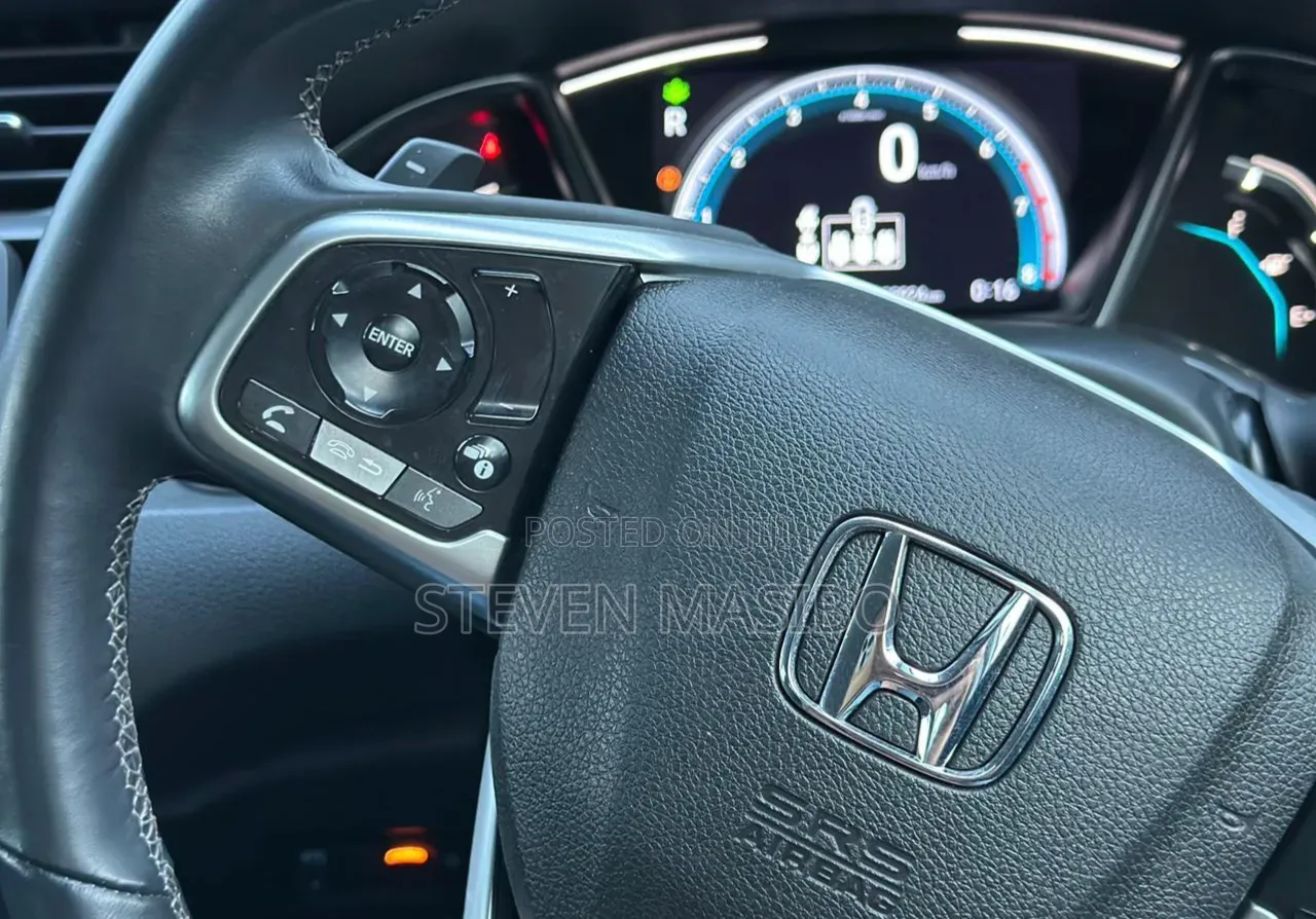 Honda Civic 2019 White