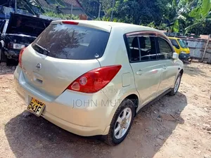 Nissan Tiida 2008 Gold