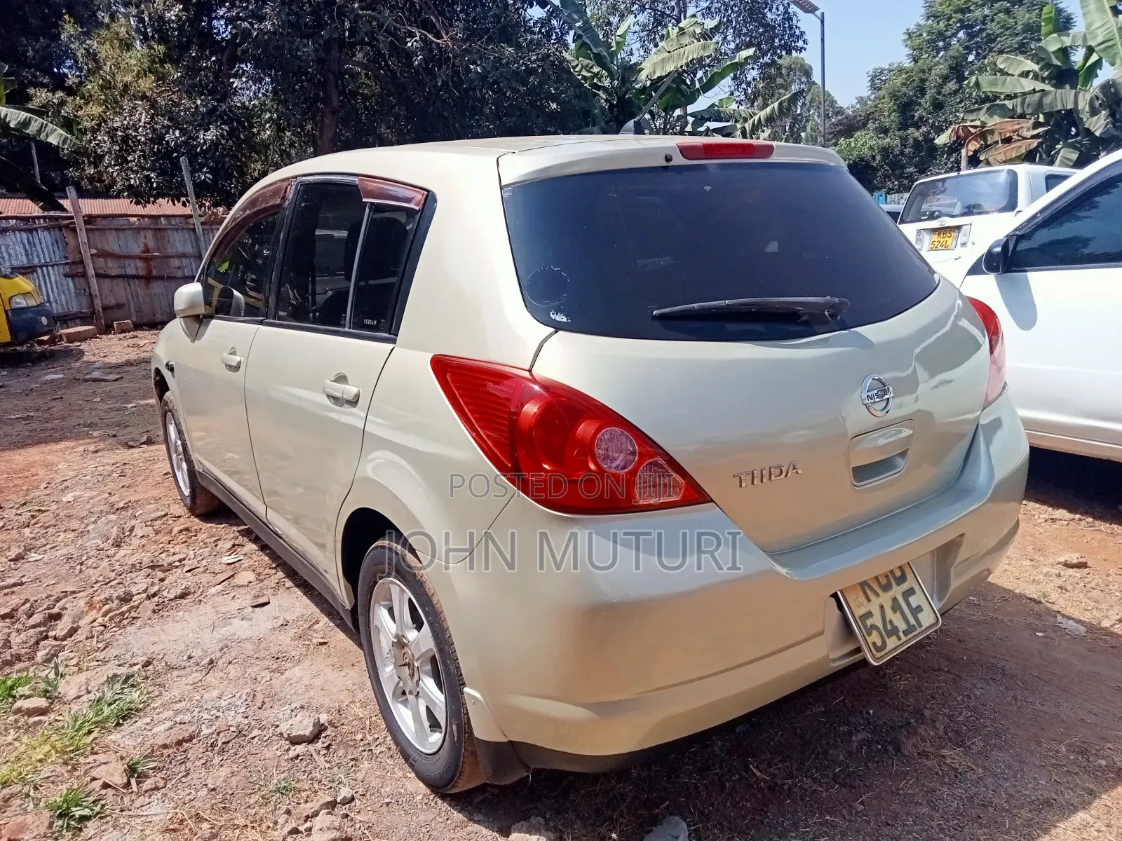 Nissan Tiida 2008 Gold