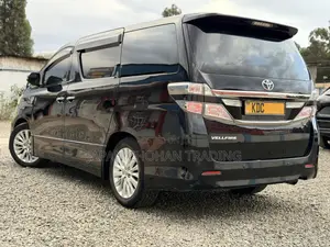 Toyota Vellfire 2014 Black