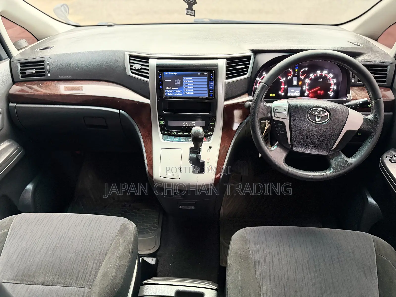 Toyota Vellfire 2014 Black