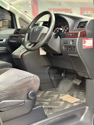 Toyota Vellfire 2014 Black