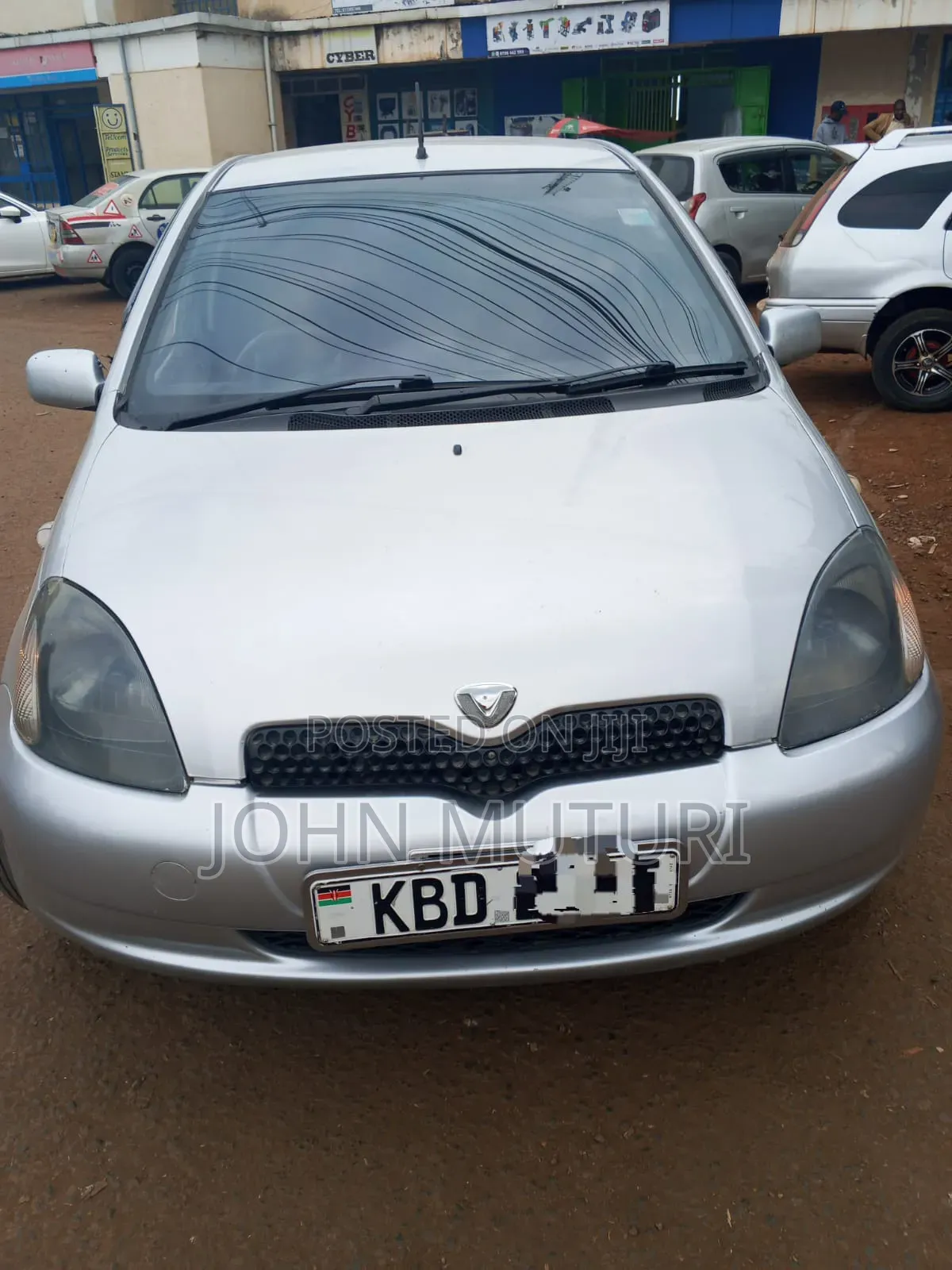 Toyota Vitz 2003 Silver