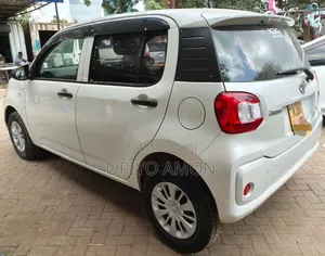 Toyota Passo 2017 White