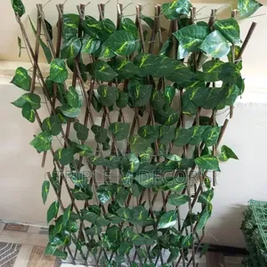 Expanded/Stretch It Fits Perfectly | Stretchable Ivy Fence