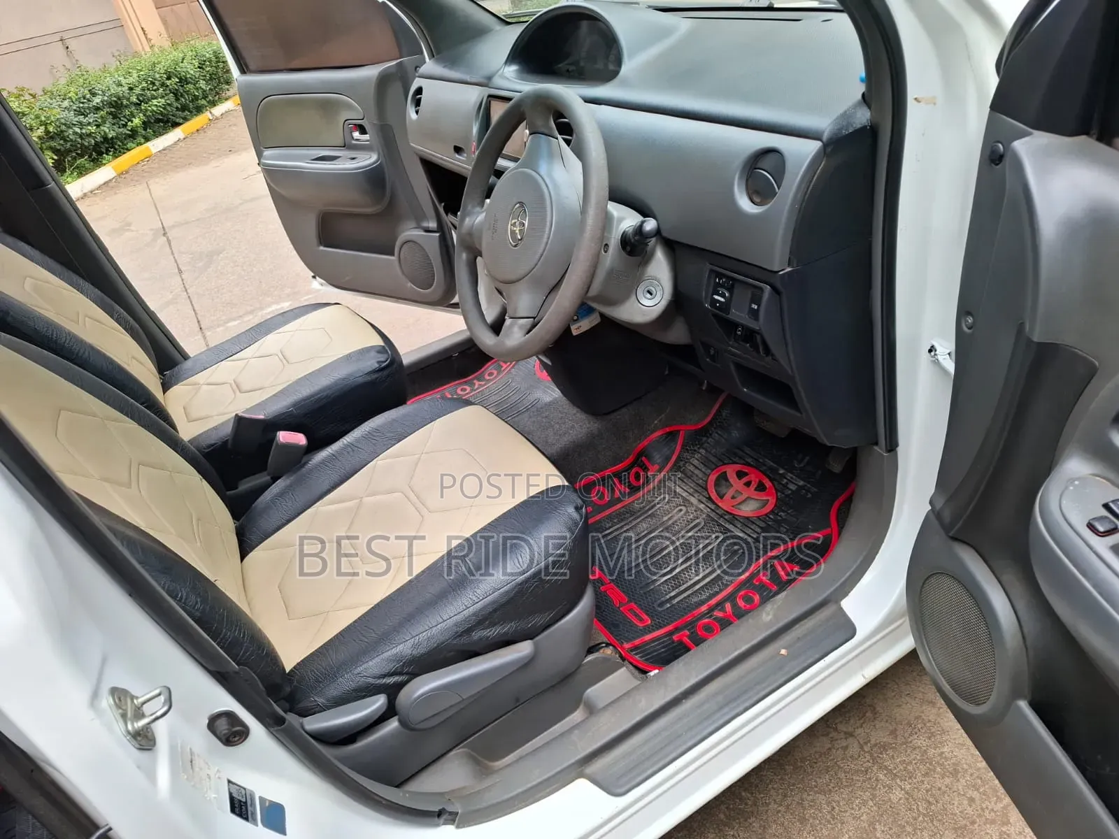 Toyota Sienta 2012 White