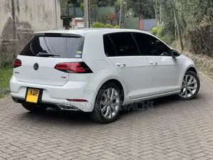 Volkswagen Golf 2017 White