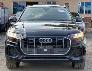 Audi Q8 3.0T Premium AWD quattro 2019 Black