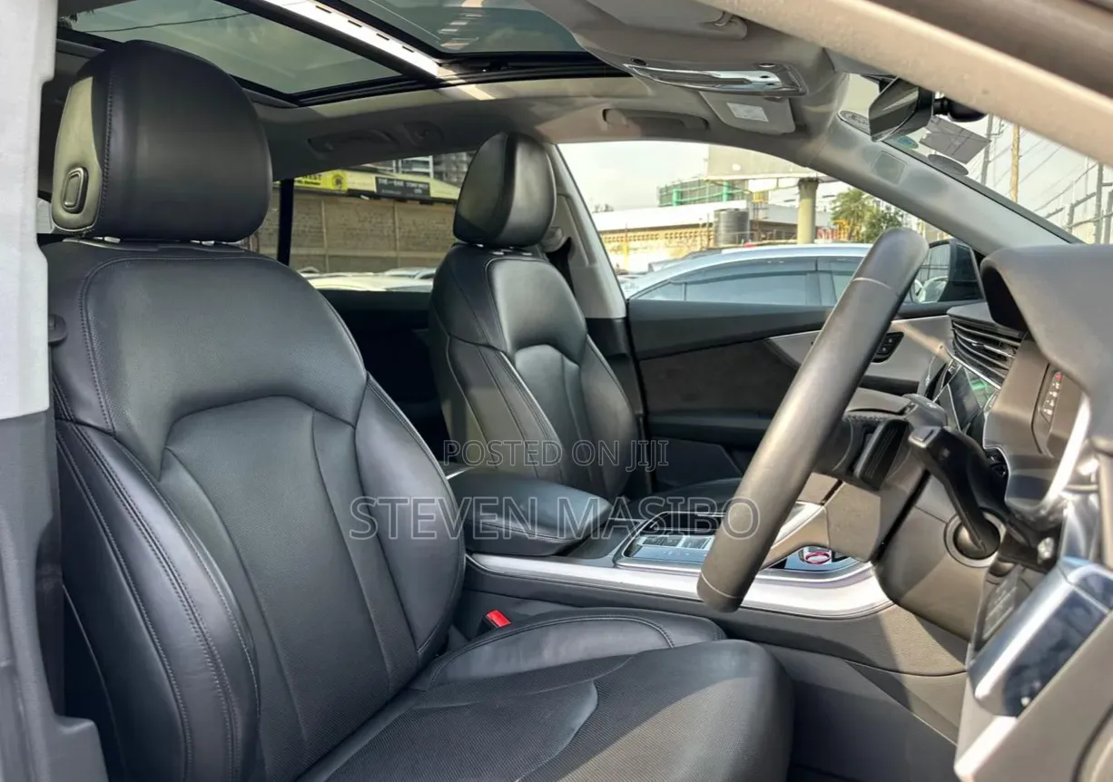 Audi Q8 3.0T Premium AWD quattro 2019 Black