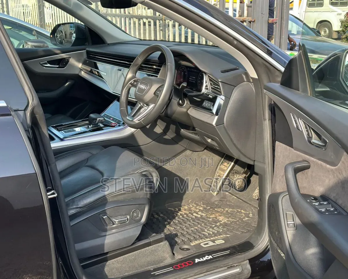 Audi Q8 3.0T Premium AWD quattro 2019 Black