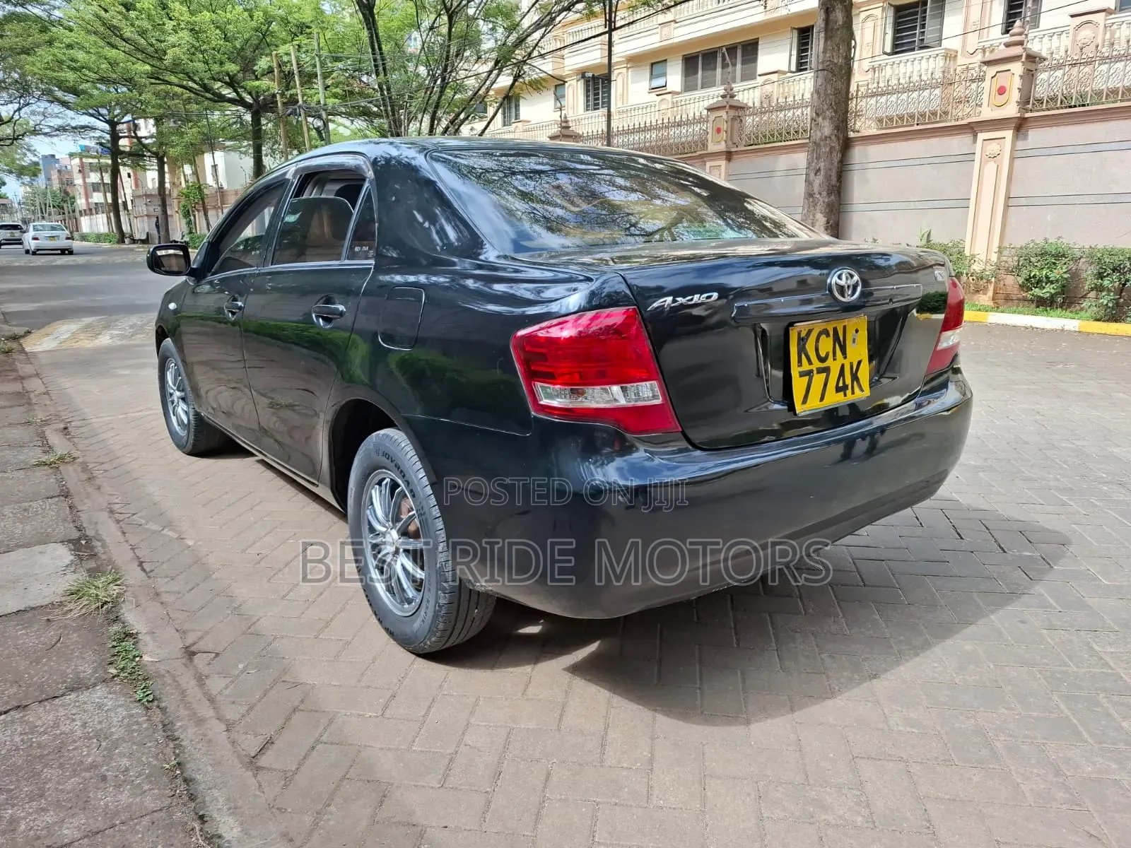 Toyota Axio 2010 Black
