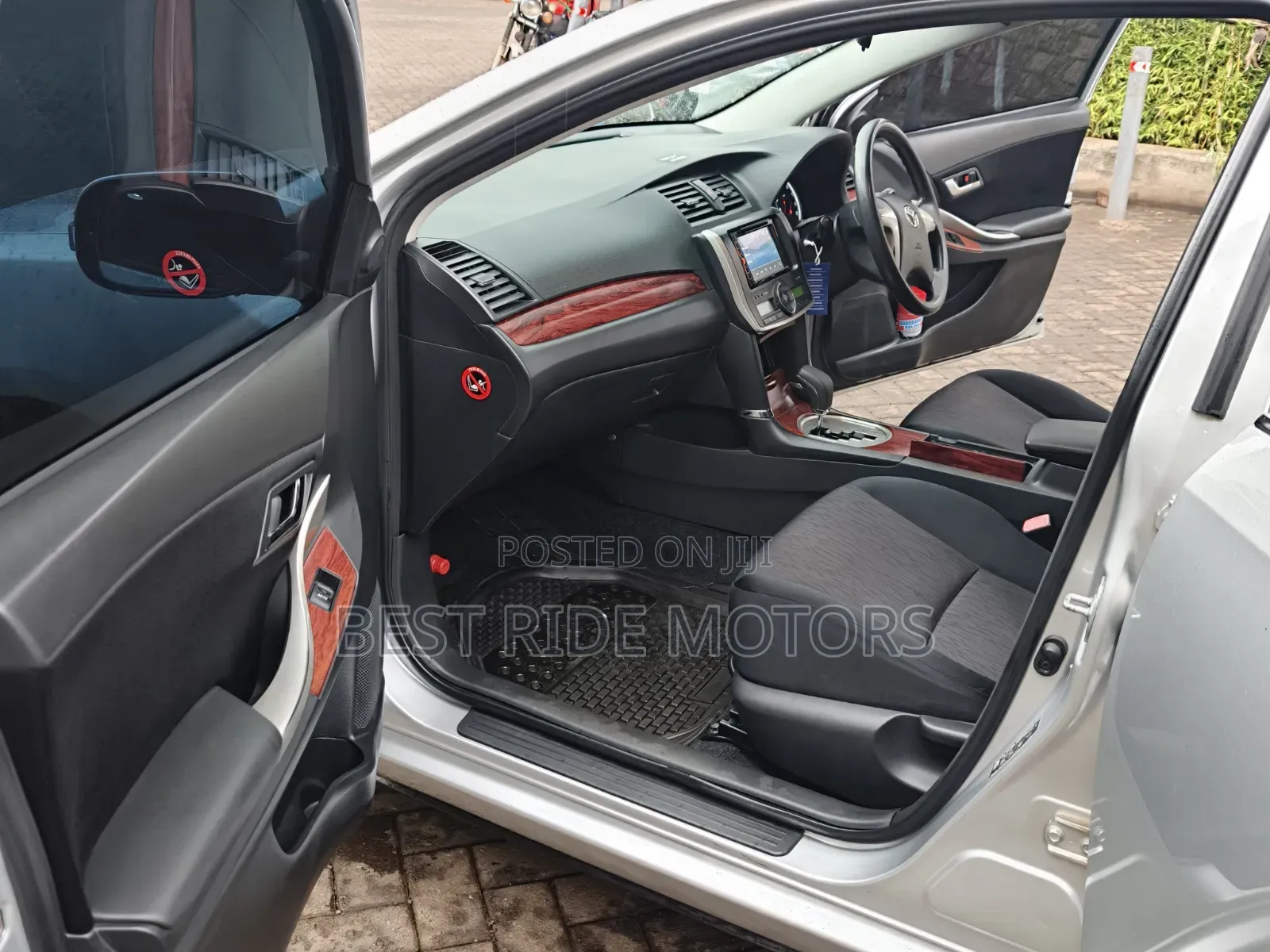 Toyota Allion 2013 Silver