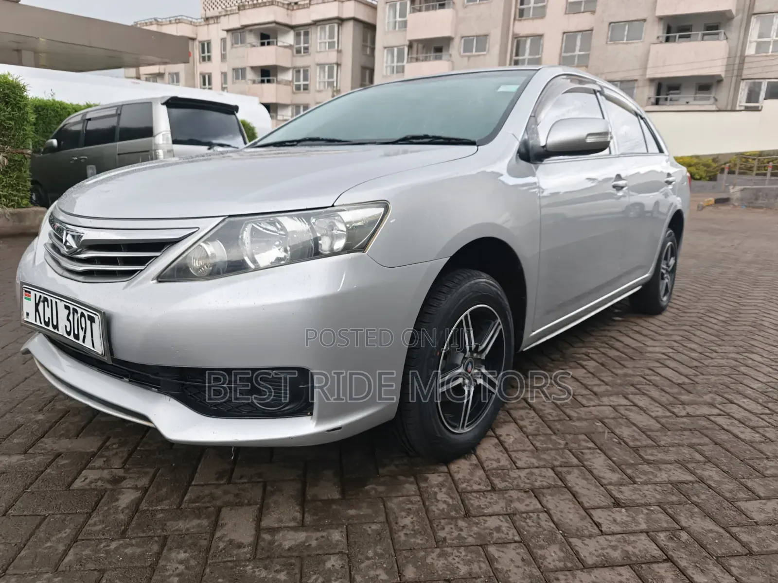 Toyota Allion 2013 Silver