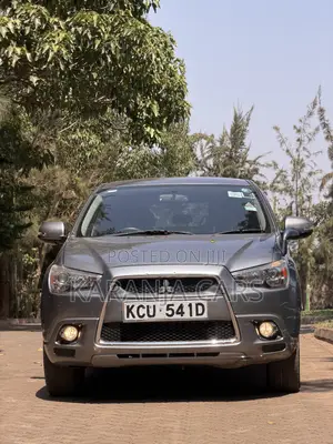 Mitsubishi Outlander 2012
