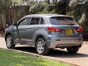 Mitsubishi Outlander 2012
