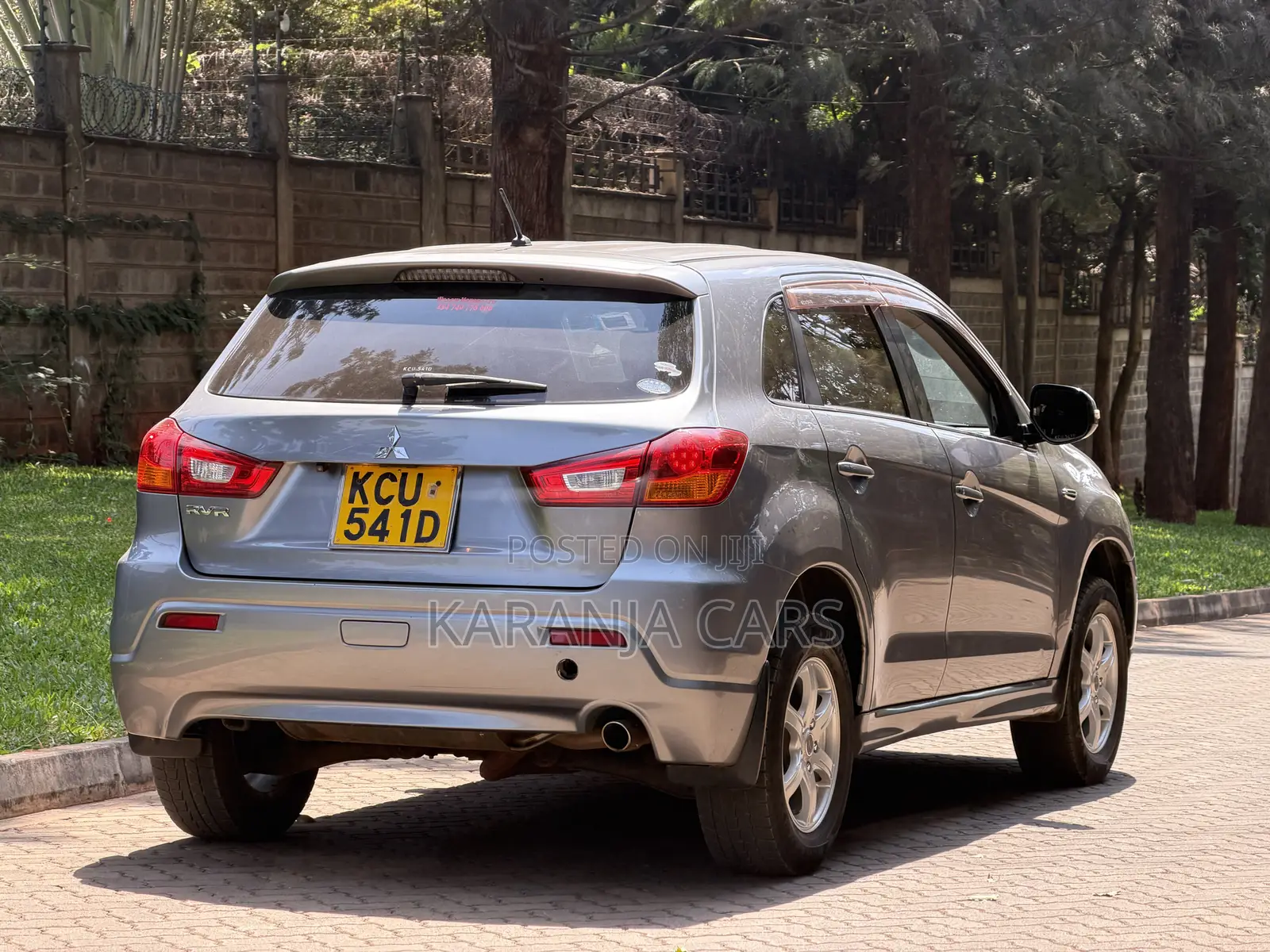 Mitsubishi Outlander 2012