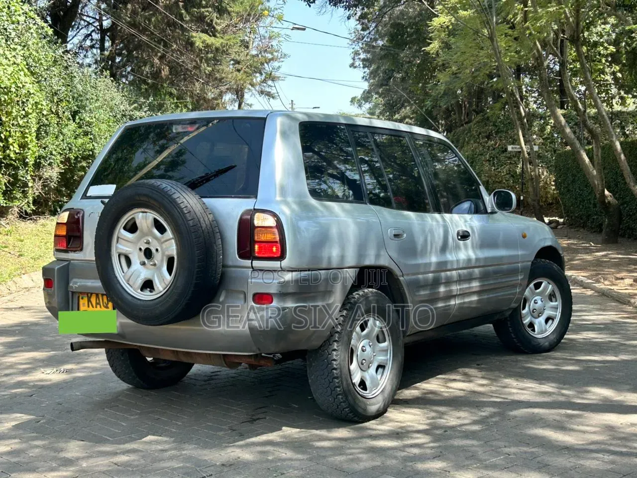 Toyota RAV4 Automatic 2000 Silver