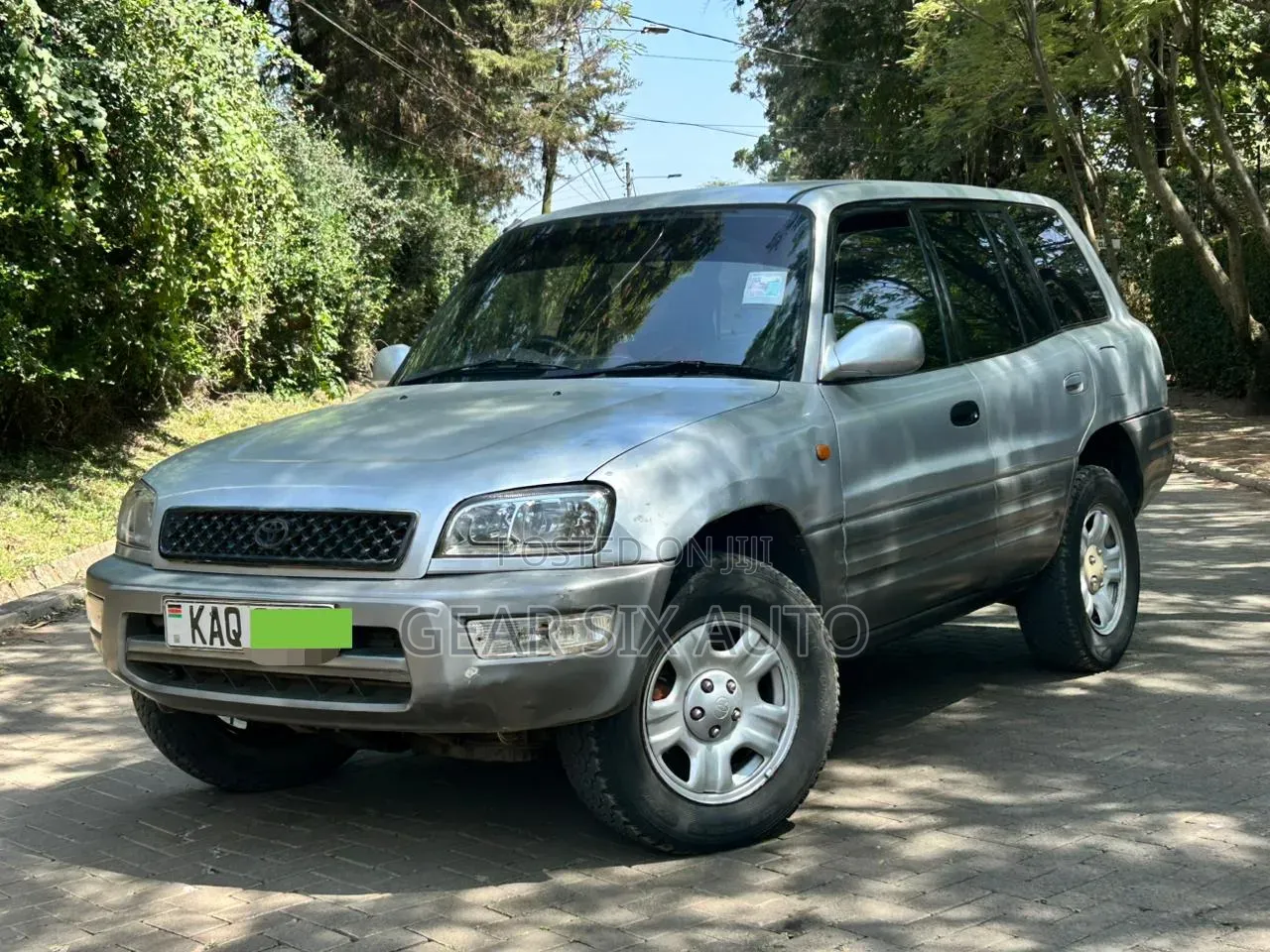 Toyota RAV4 Automatic 2000 Silver