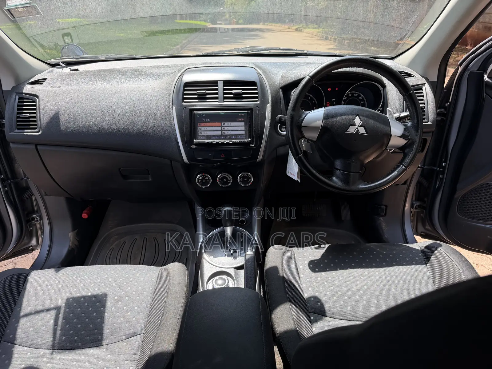 Mitsubishi Outlander 2012