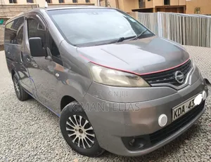 Nissan NV1500 2013 Gray