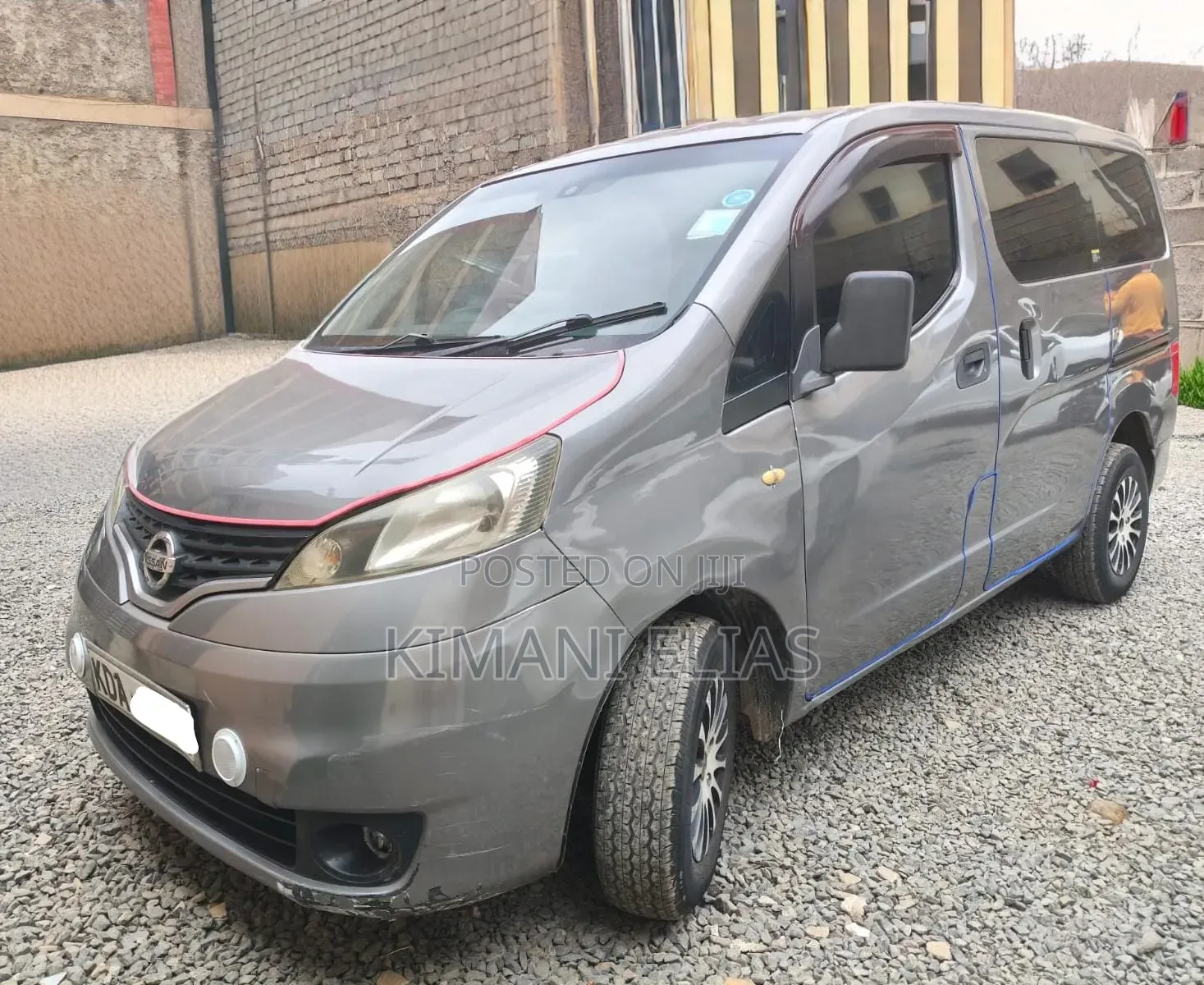 Nissan NV1500 2013 Gray