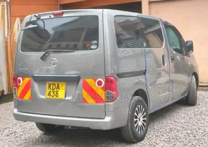 Nissan NV1500 2013 Gray