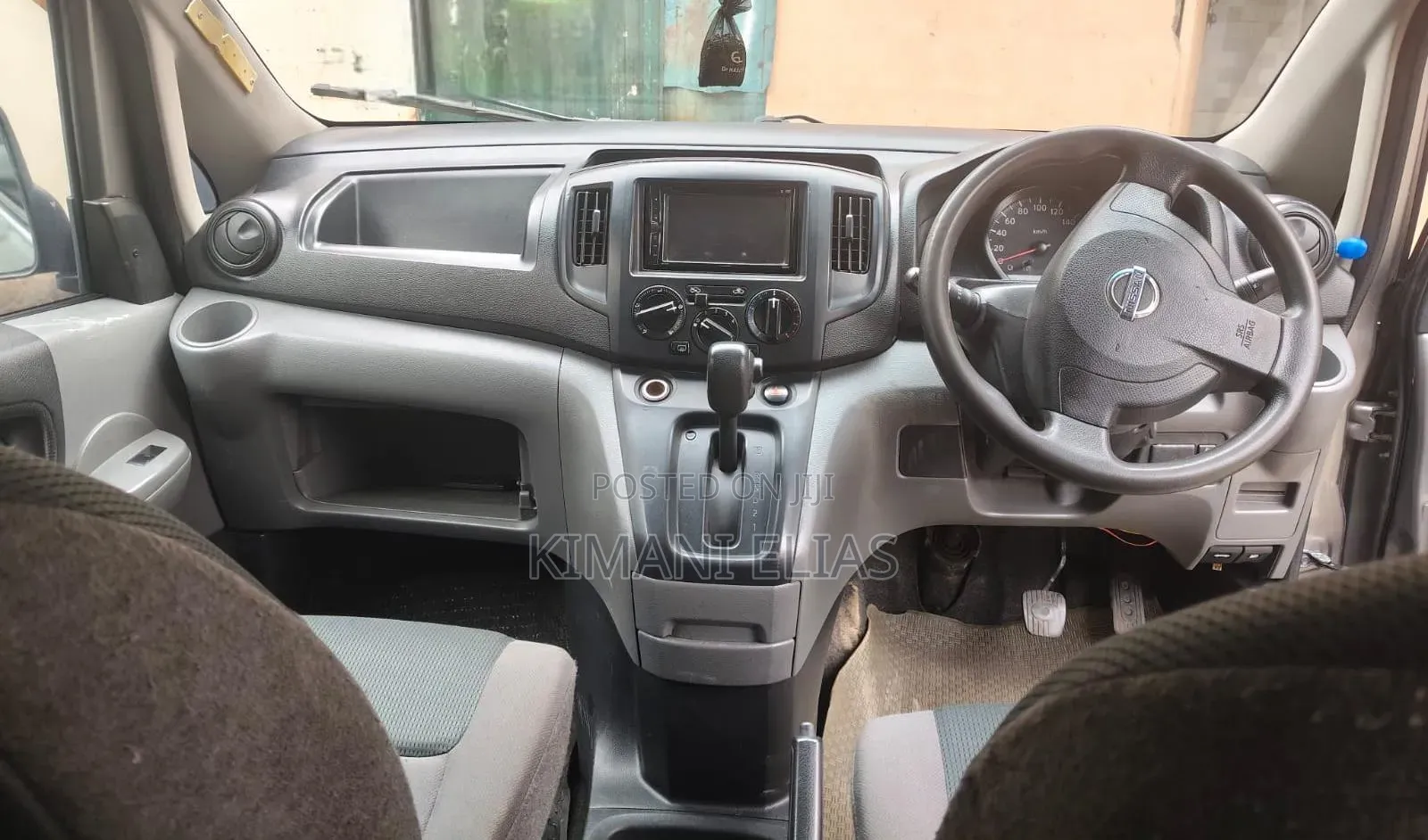 Nissan NV1500 2013 Gray