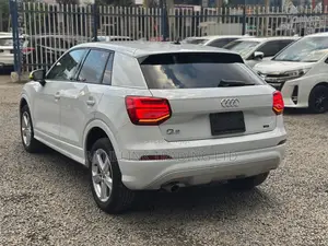 Audi Q2 1.0 TFSI FWD 2020 Pearl